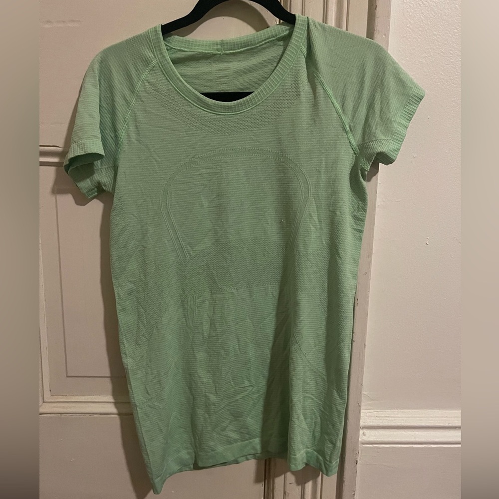 Lime green vintage lululemon swiftly tech